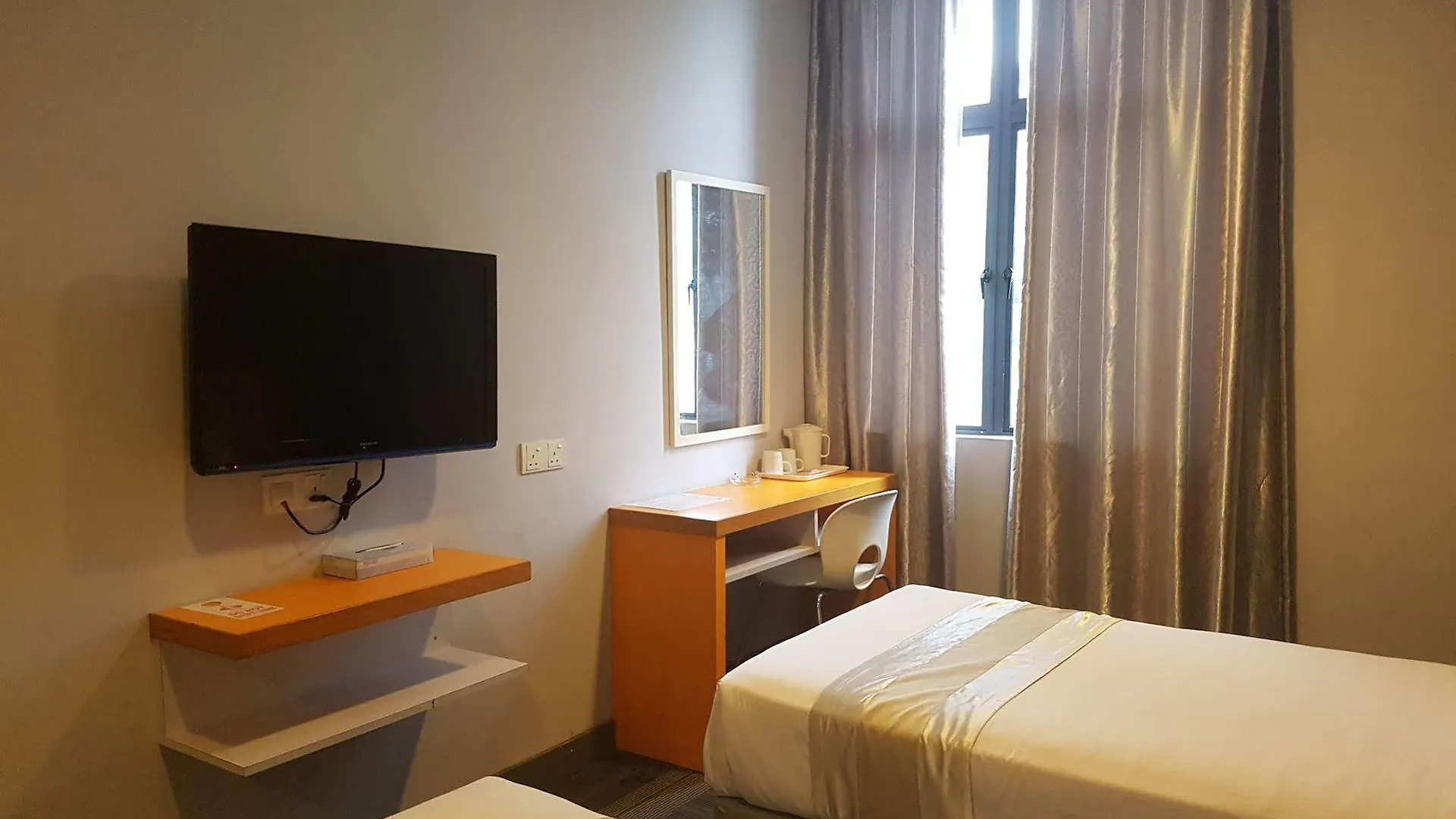 Swing & Pillows - Kl Sg Besi Formerly Known As U Pac Hotel Kuala Lumpur 2*,