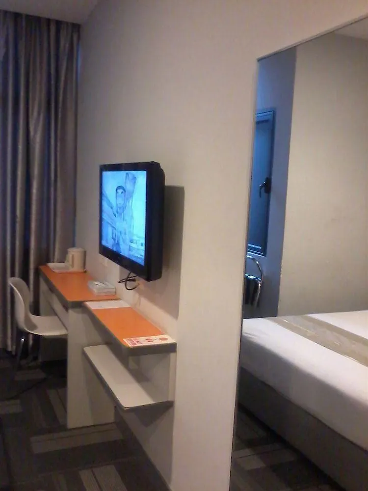 **  Swing & Pillows - Kl Sg Besi Formerly Known As U Pac Hotel Kuala Lumpur Ma­lay­sia